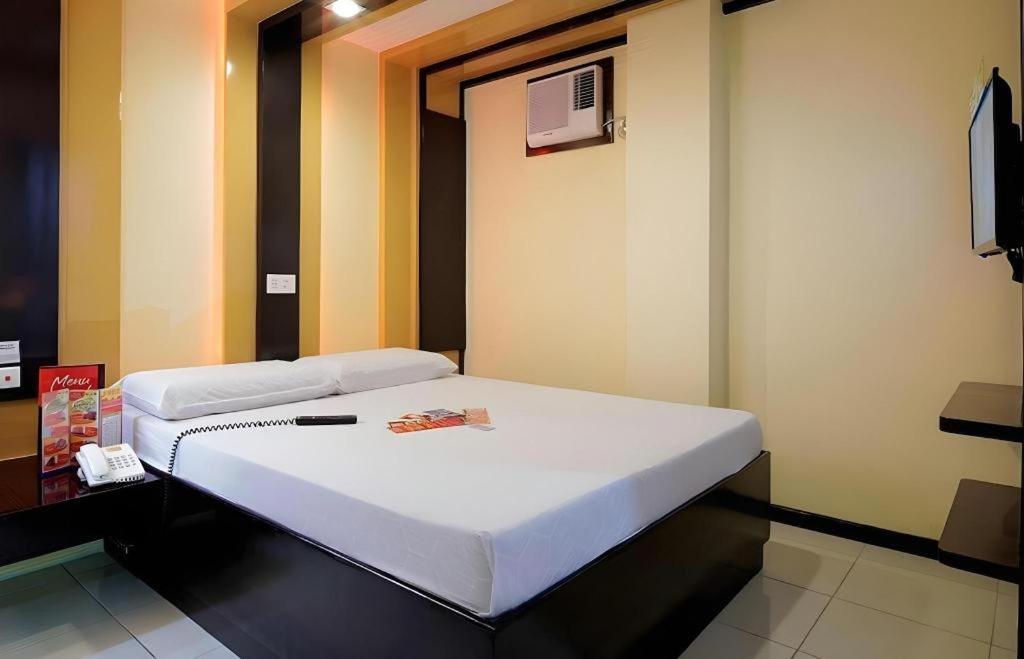 Hotel Sogo Tarlac Ngoại thất bức ảnh