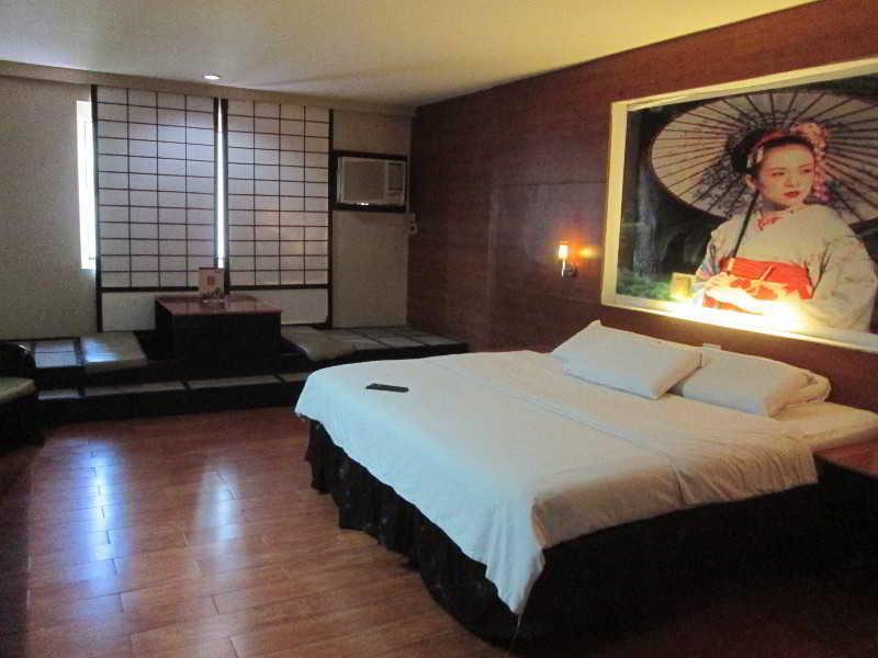Hotel Sogo Tarlac Ngoại thất bức ảnh