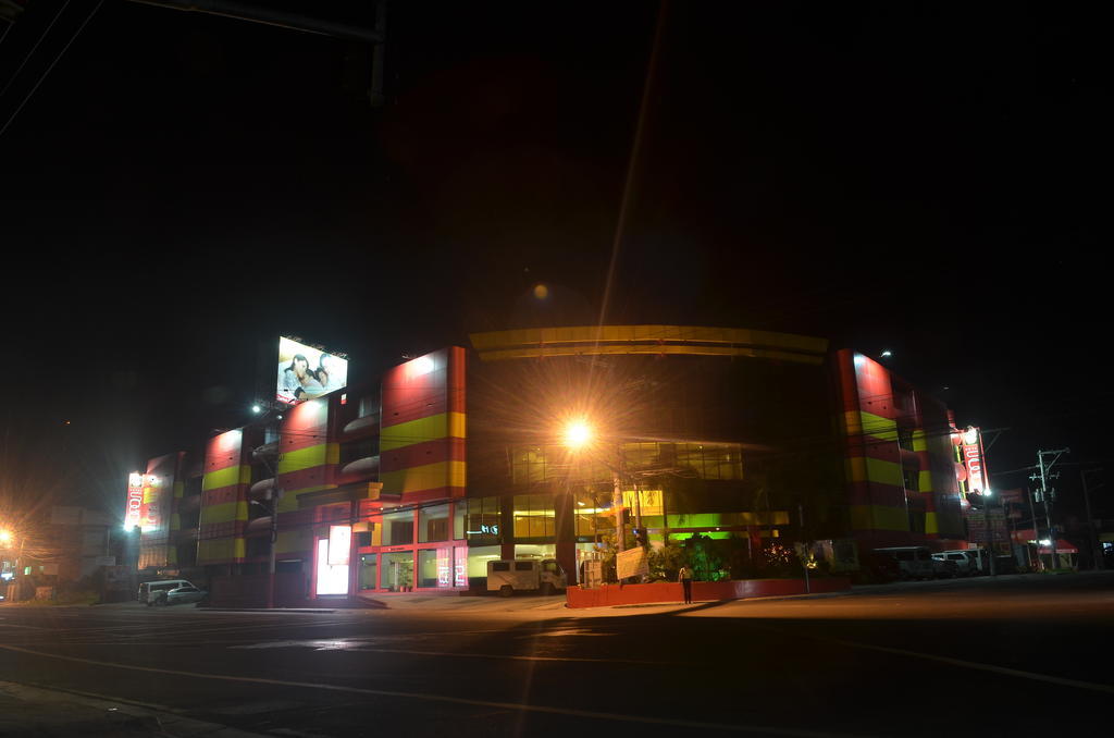 Hotel Sogo Tarlac Ngoại thất bức ảnh